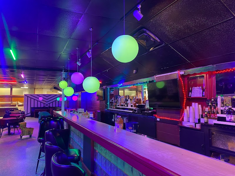 Royal Palace Bar & Billiards