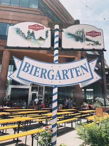 Silver Branch Lagerhaus & Biergarten