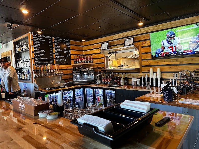 Tradesmen Coffee and Taphouse