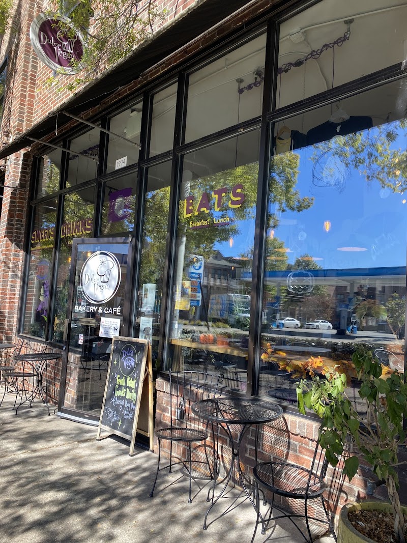 Dulce Vegan Bakery & Cafe