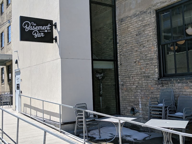 NOLO's Kitchen & Bar