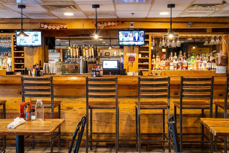 FINS Fish House & Raw Bar