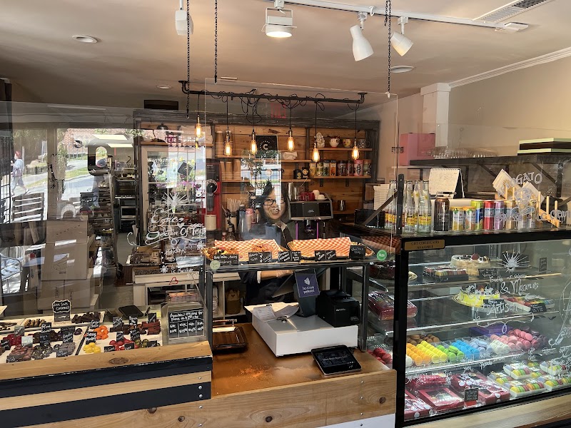 Miel Bon Bons I Fine Chocolate & Macarons l Extraordinary Desserts