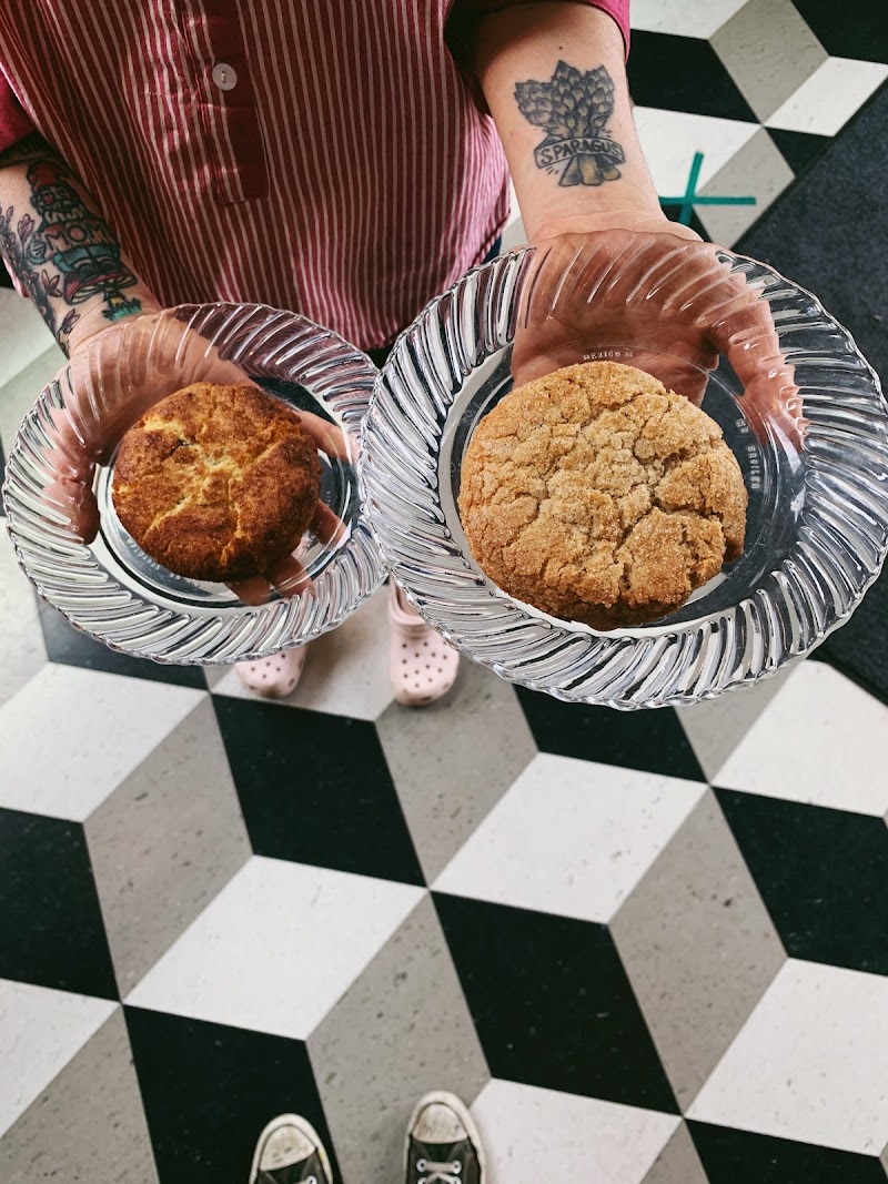 Dog & Bicycle Bakery & Café