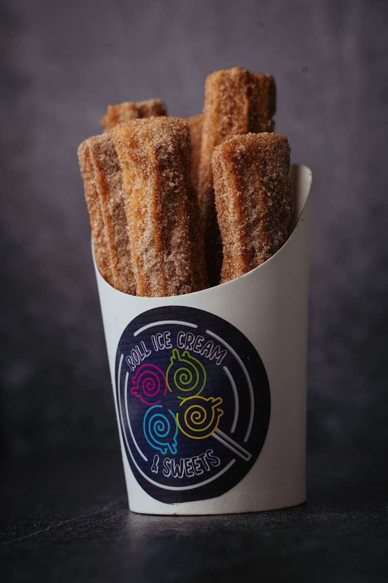 Roll Ice Cream & Sweets