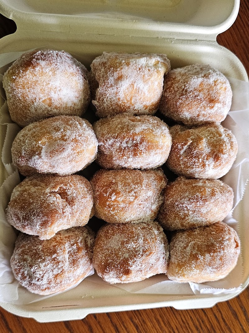 Manuela Malasada / Country Grounds Coffee