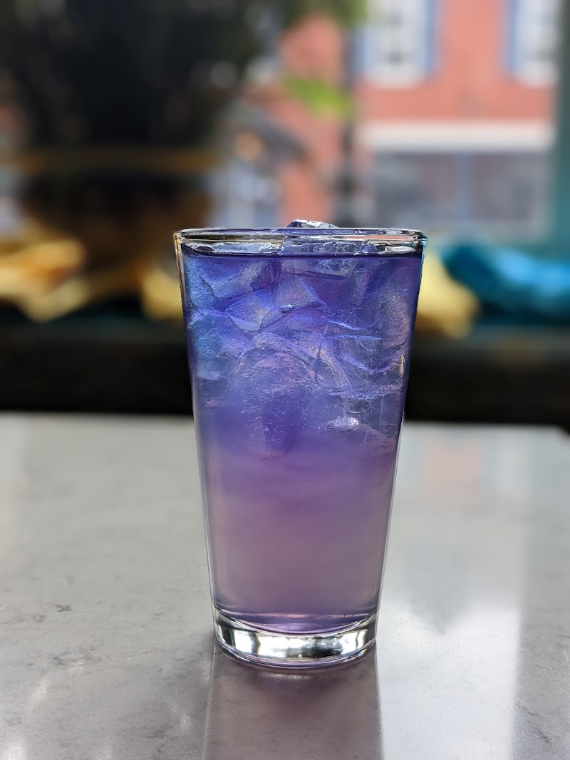 Fezziwig's Food and Fountain