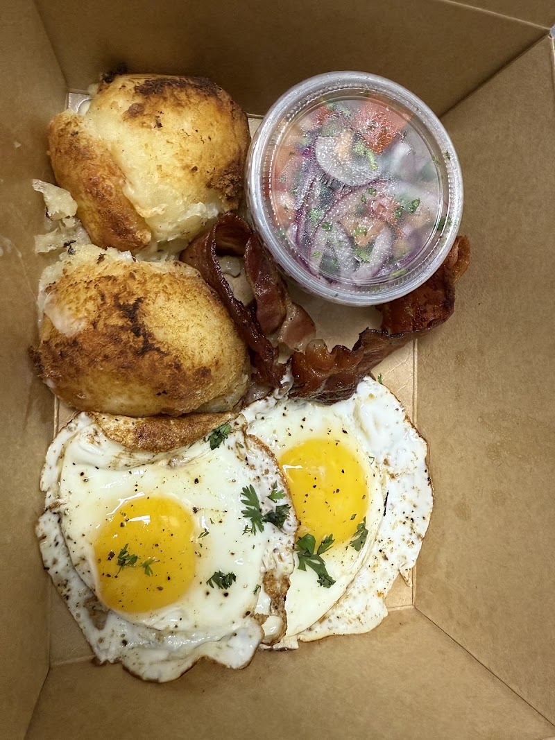 La Pausa Coffee Brunch & lunch