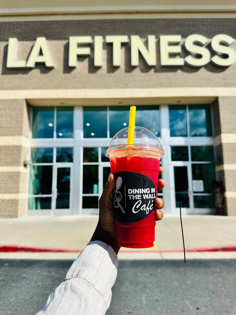 Dining in the Wall Cafe