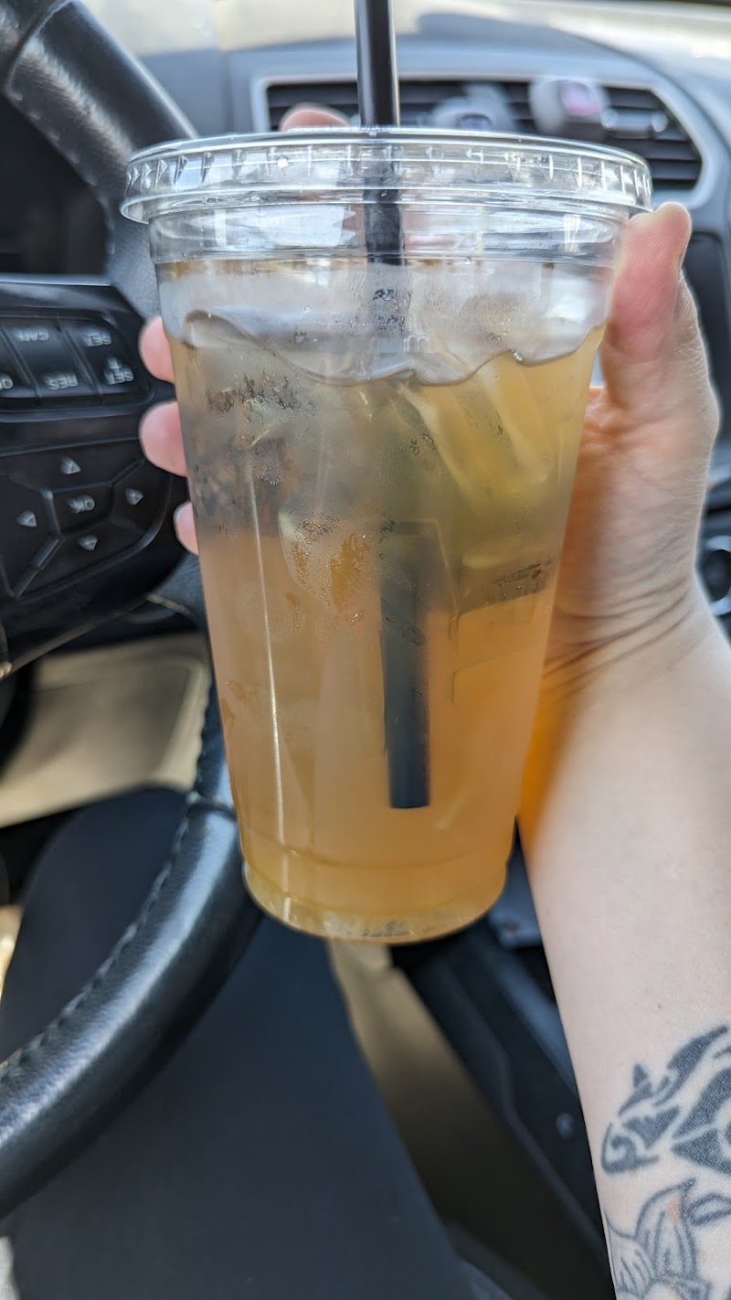 Hot Shots Espresso , Drive Thru