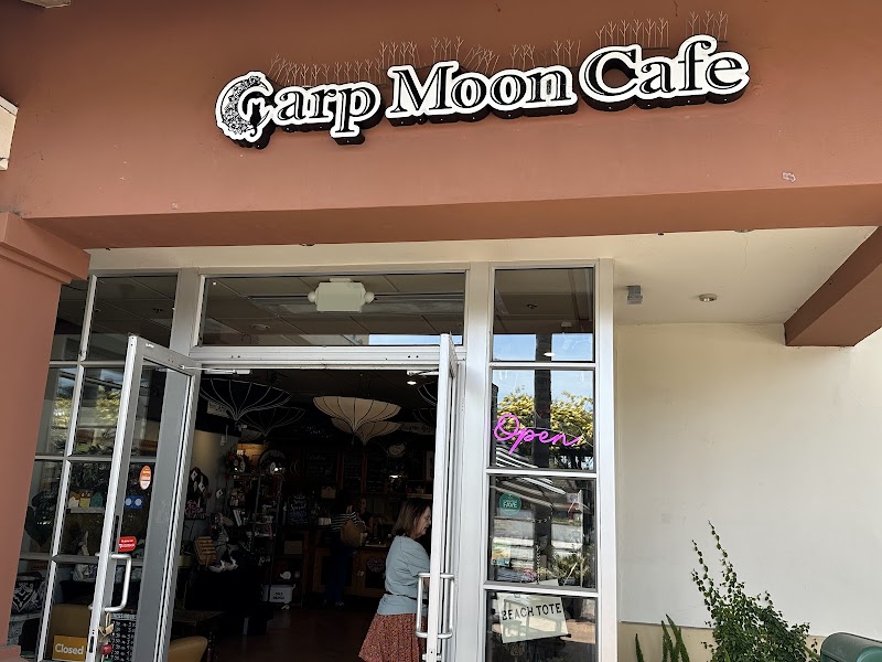 Carp Moon Cafe