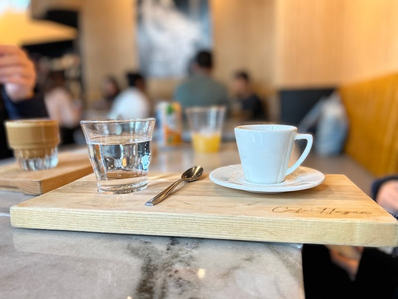 Café Hagen Modern All-Day Cafe