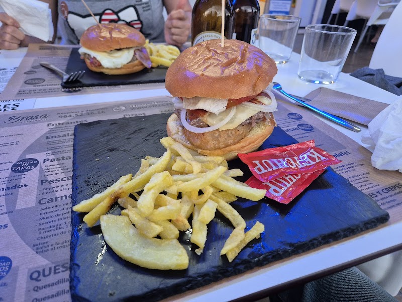 Clubhouse Restaurant