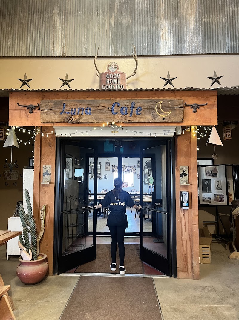 Luna Cafe