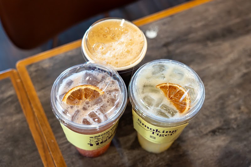 Smoking Tiger Coffee & Bread