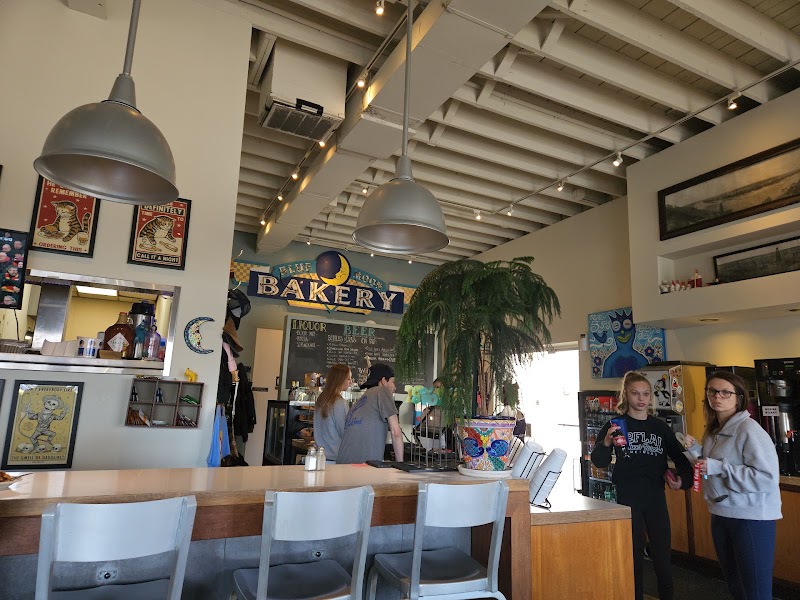 Blue Moon Café