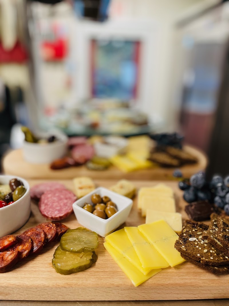 The Vic Tavern at the Village Inn