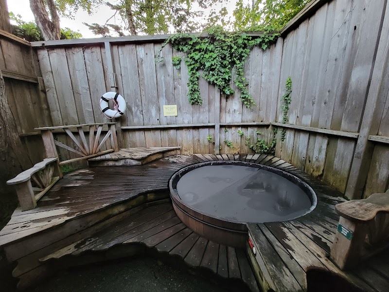 Finnish Country Sauna & Tubs