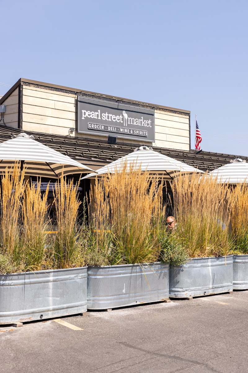 Pearl Street Market
