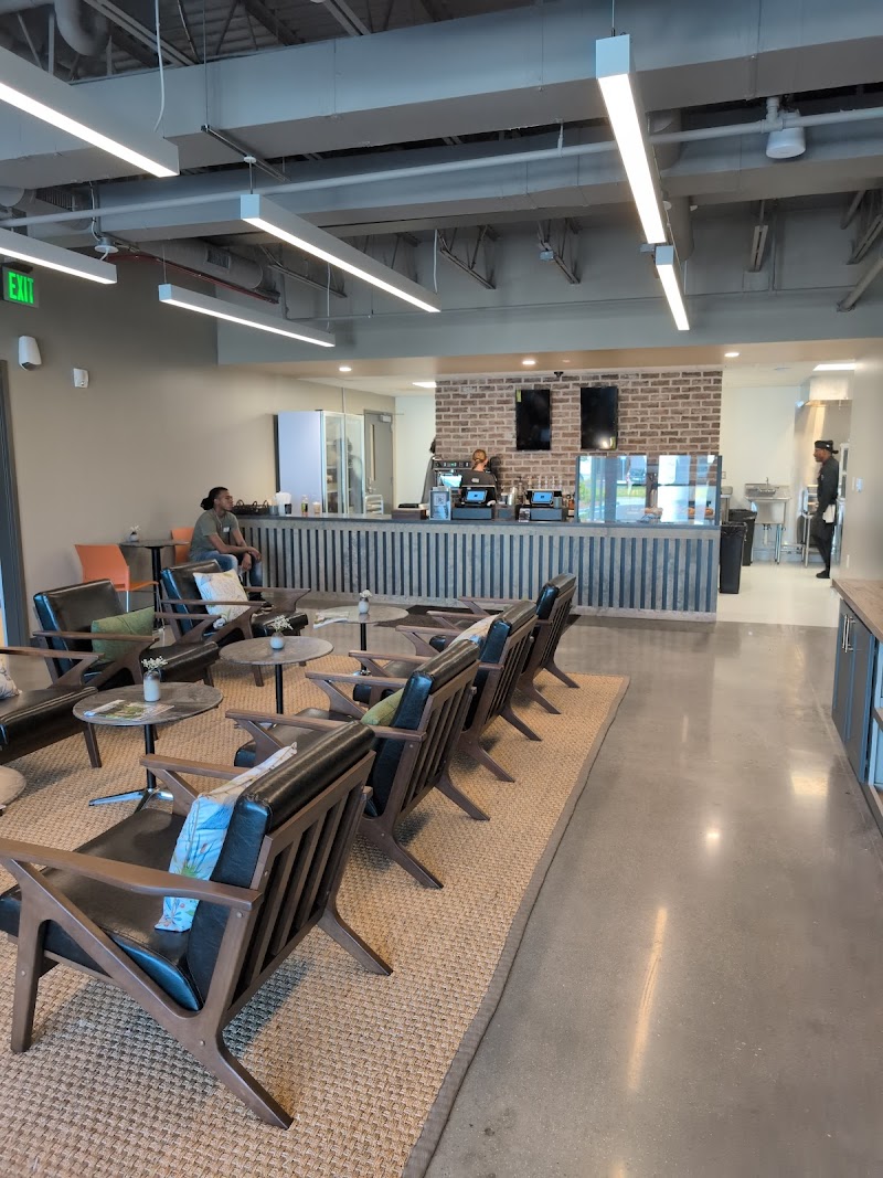 Grounds & Rounds Cafe