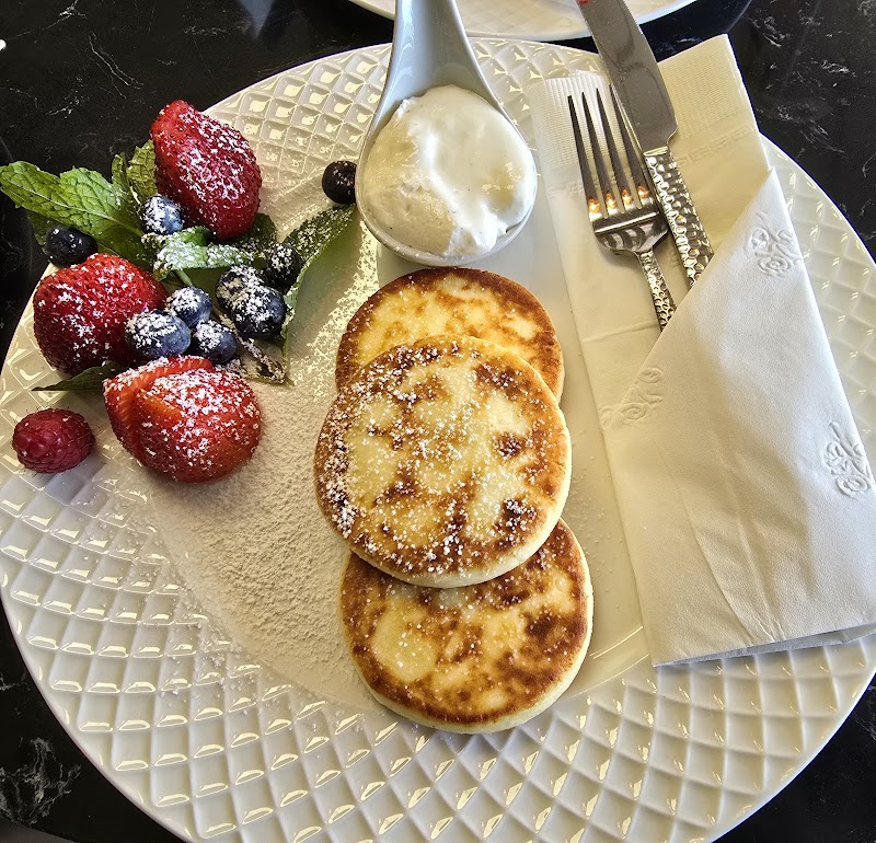 Krem Bakery and Cafe