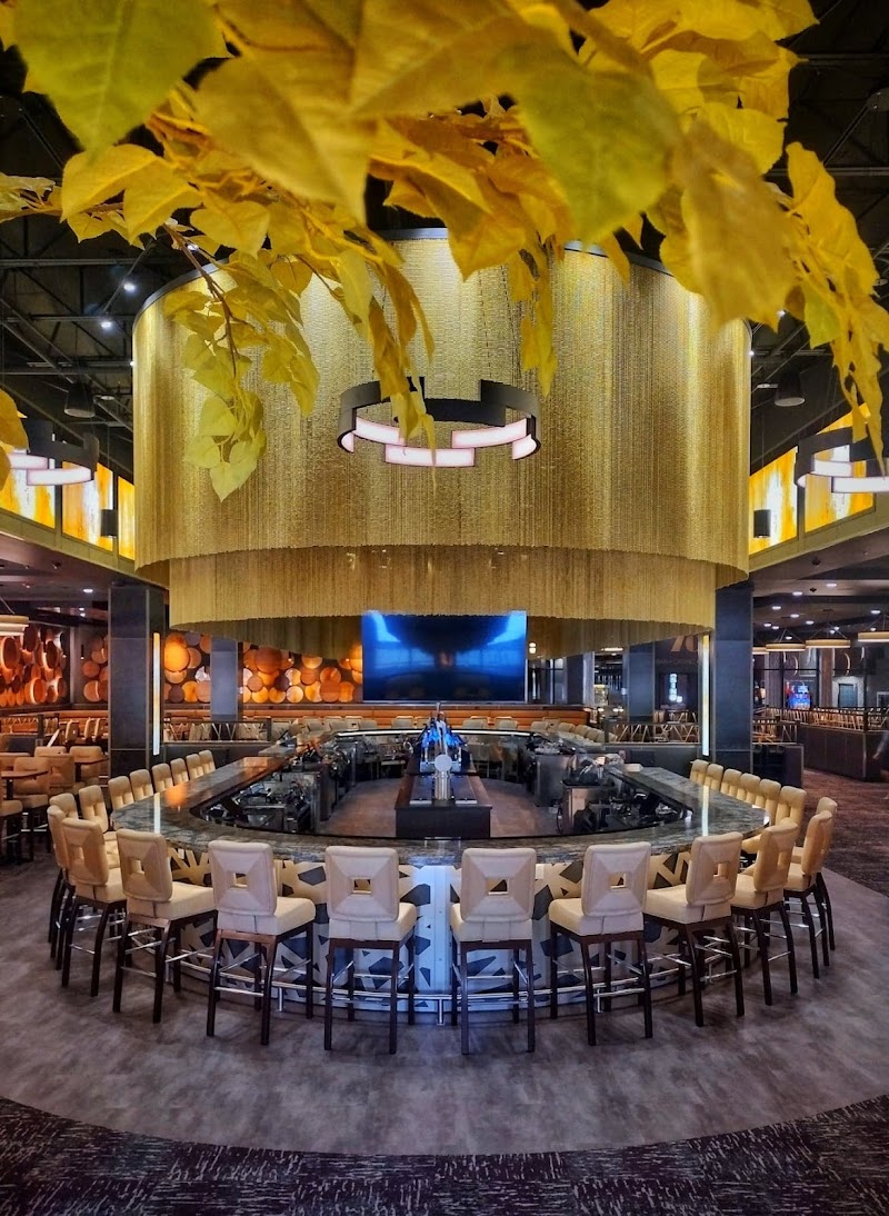 707 Sports Bar & Nightlife