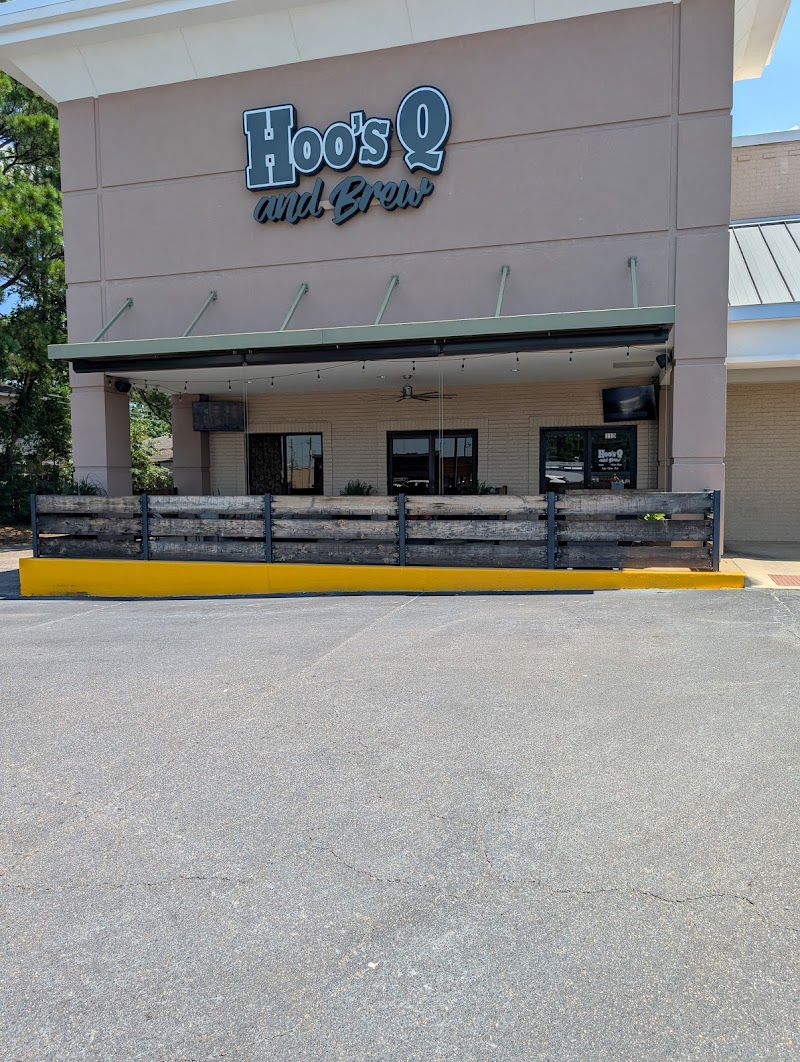 Hoo's Q & Brew