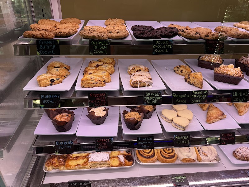 Ori's Bakery & Café