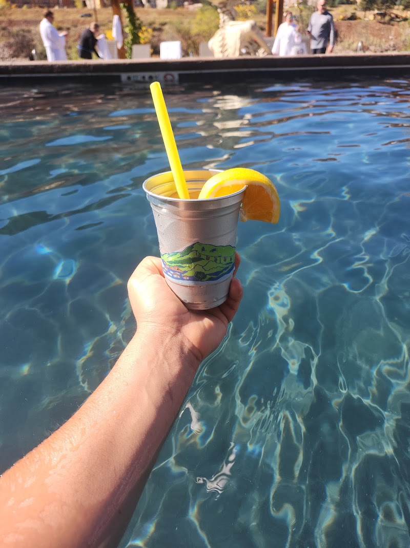 Sandbar cafe - iron mountain hot springs