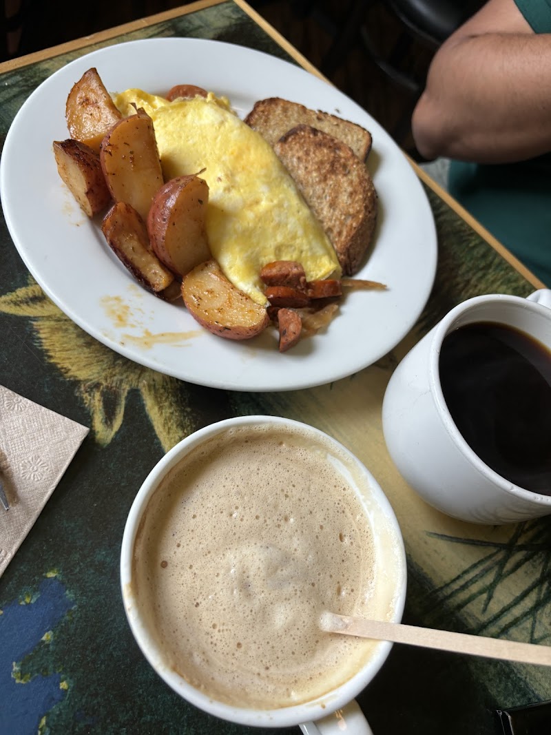 Cushman Market & Cafe