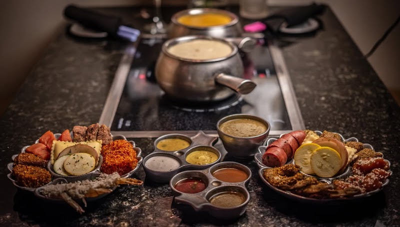 Simply Fondue Sundance Square