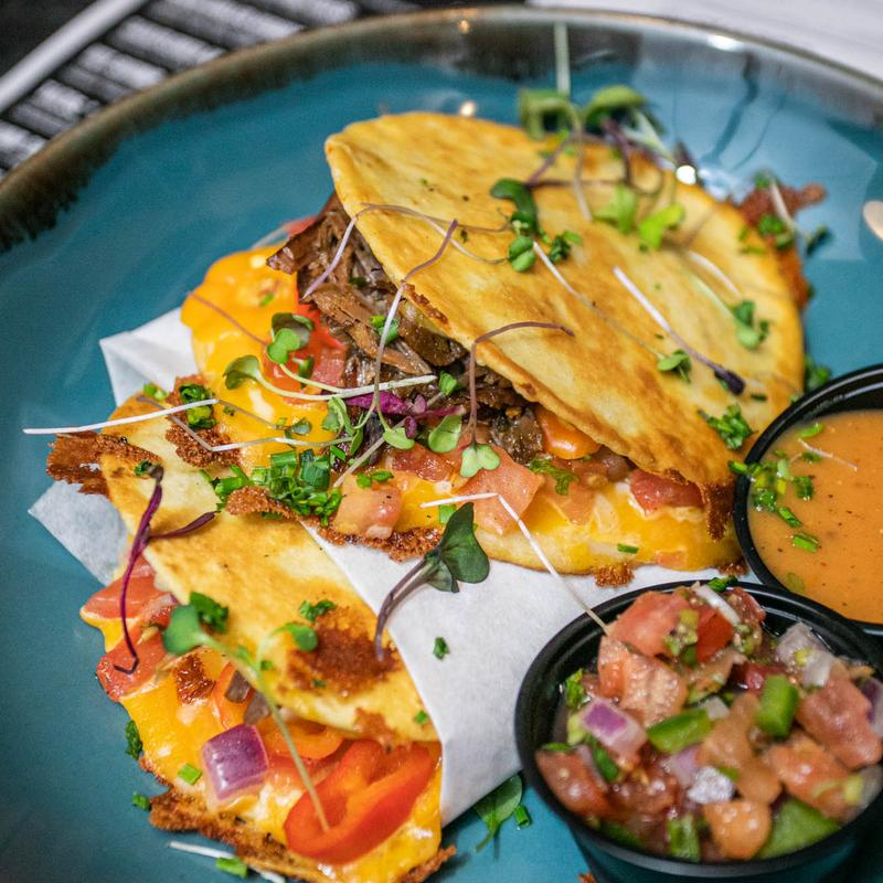 Avenue Kitchen & Bar