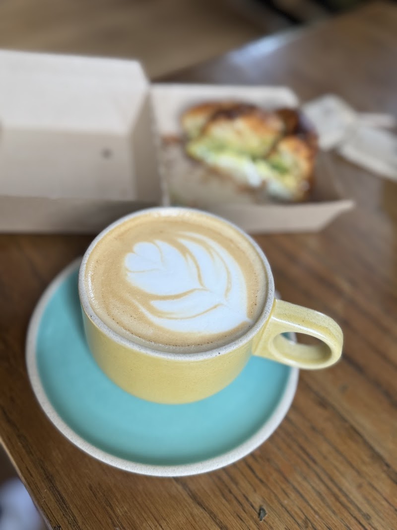 Colectivo Coffee Lakefront