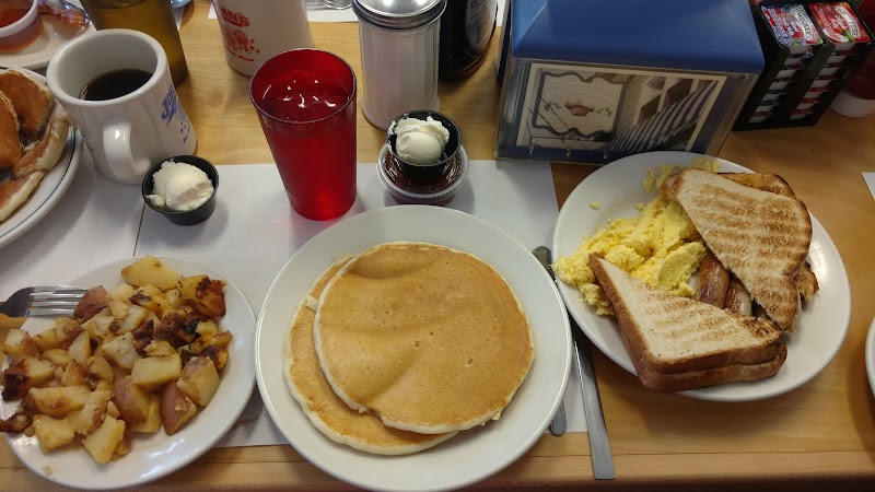 Jordan's Restaurant - Breakfast - Lobster Rolls - Burgers - Pancakes - Sandwiches