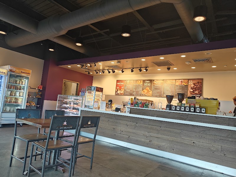 Kitanda Lynnwood - Alderwood Mall