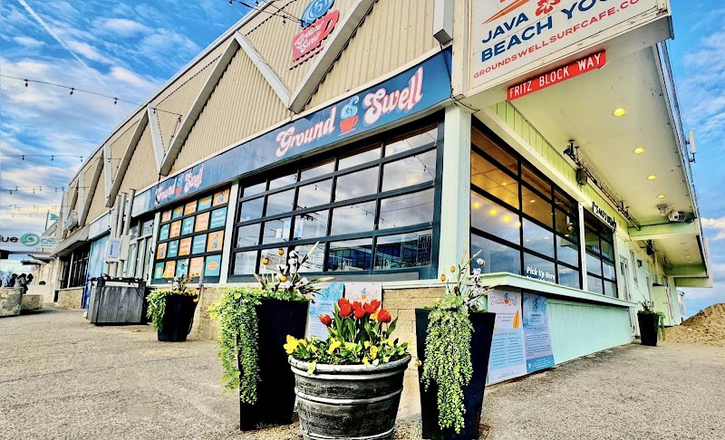 GroundSwell Surf Café