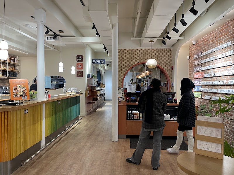 Life Alive Organic Cafe Harvard Square