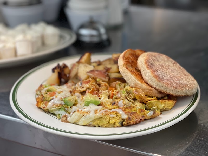 Lynn & Lu's Escapade Cafe