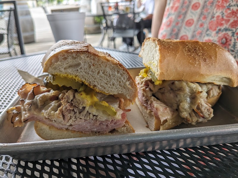 Rivers Edge Cafe & Brews