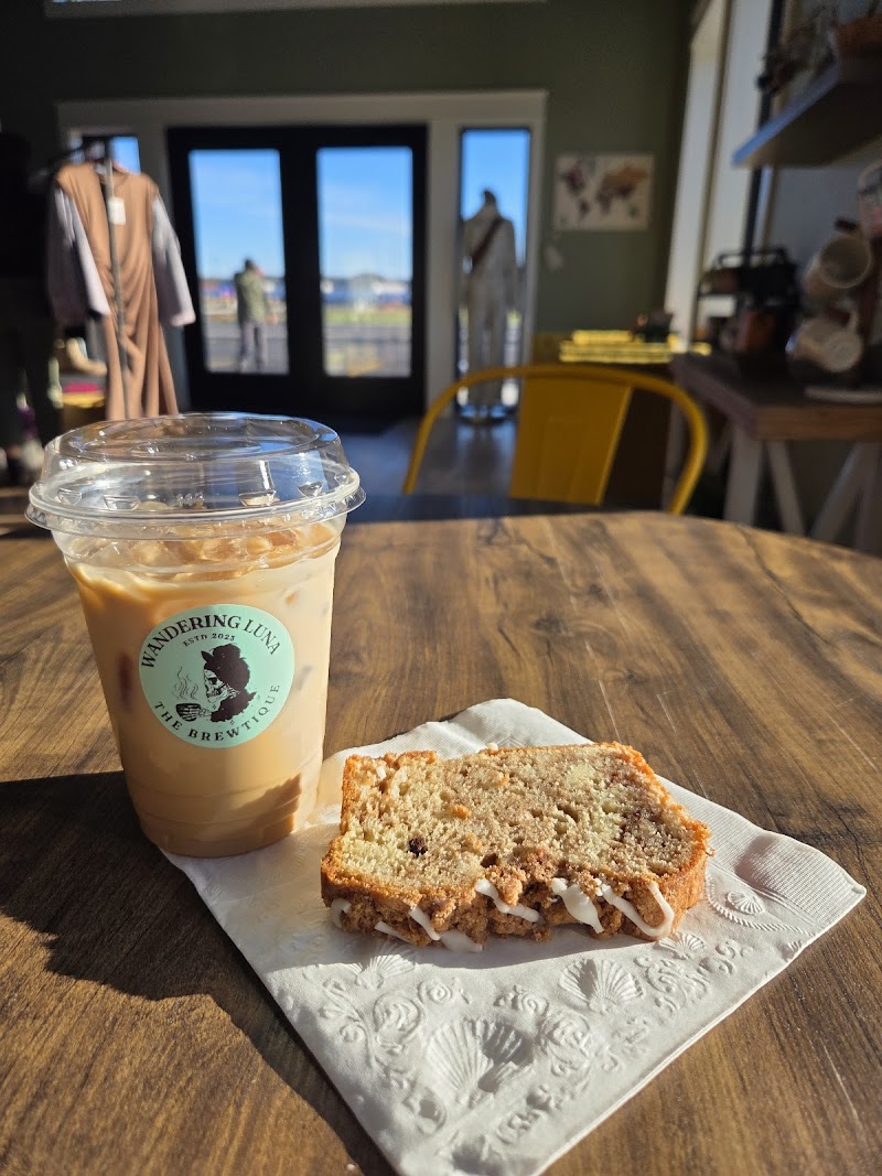 Wandering Luna Brewtique