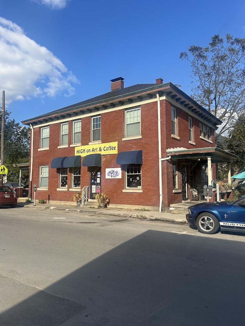 High on Art & Coffee