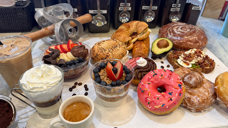 Donut Central - Eats & Coffee