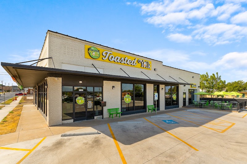 The Toasted Yolk Cafe