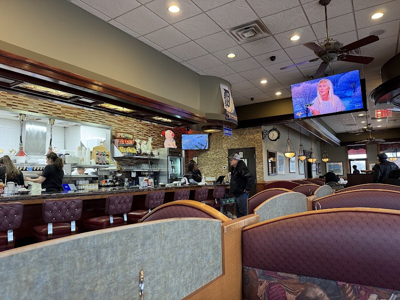 Louie's Ham & Corned Beef