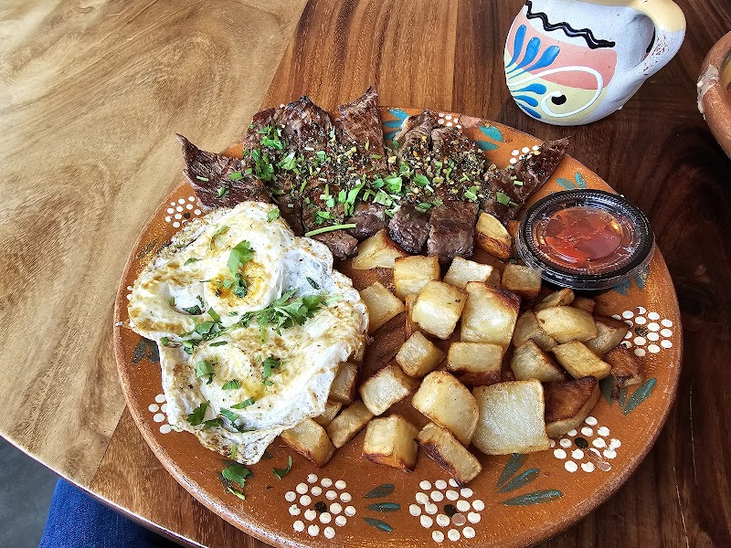 El Cafecito - The Little Coffee Shop