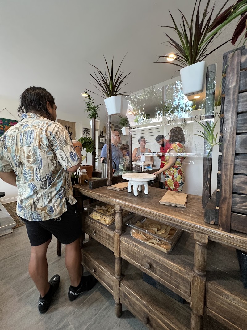 Anticonquista Café (West Town Roastery NOT shop)