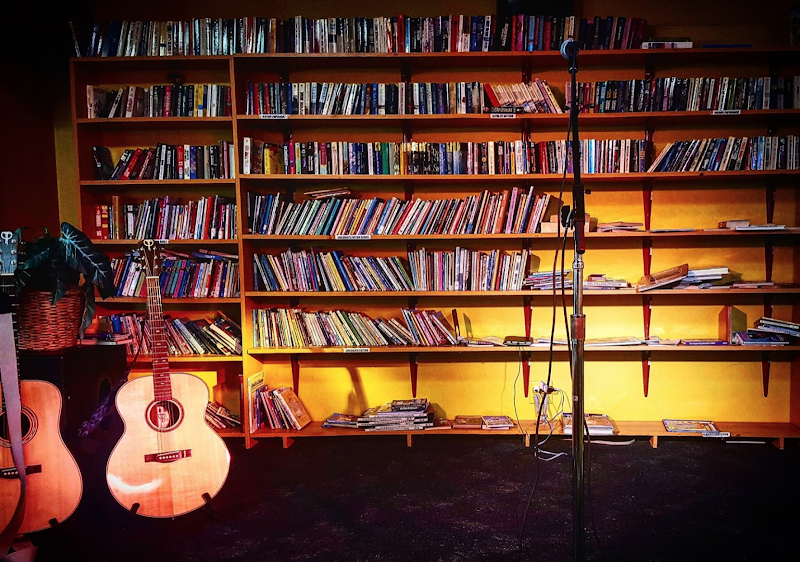 Red Rooster Coffee House