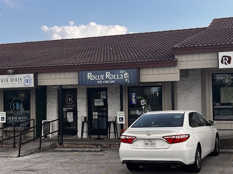 ROLLIE ROLLS