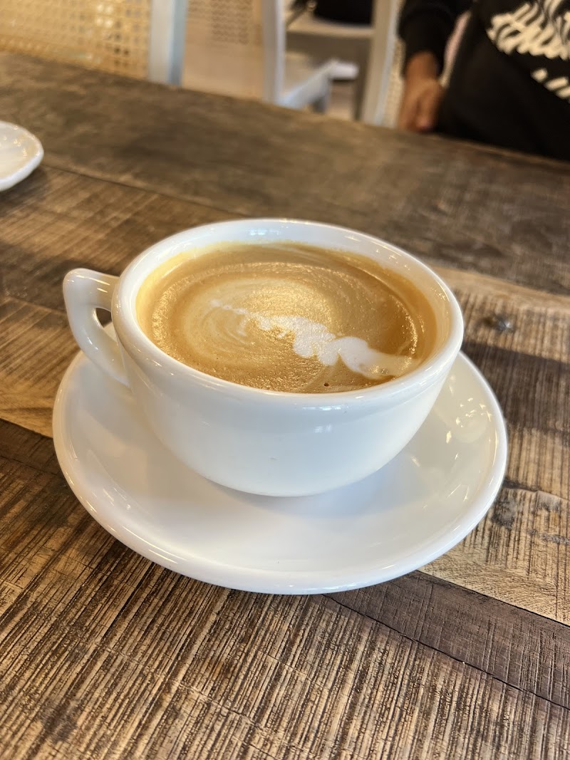 Via la Casa | Coffee & Wine Bar