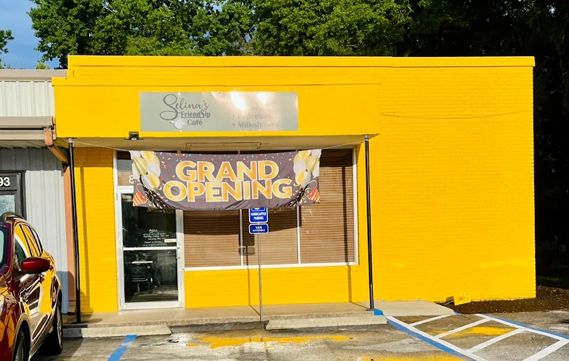Selina’s FriendSip Cafe
